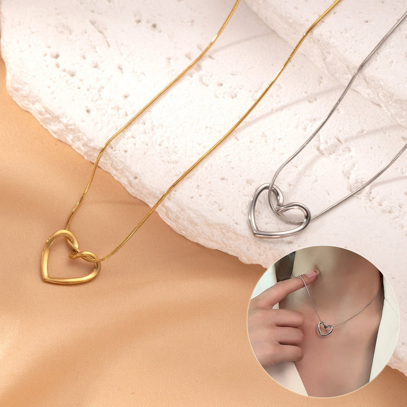 Twist Hollow Heart Pendant Necklace For Women